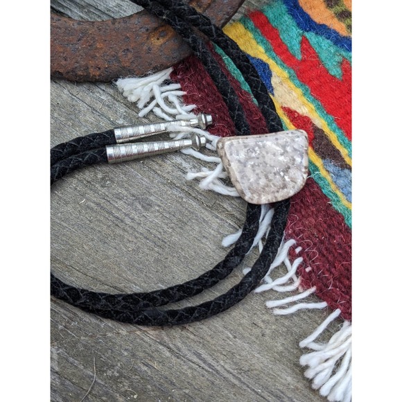 Vintage Other - Vintage Stone Bolo Tie